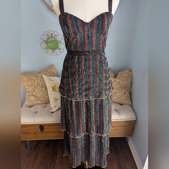 SAYLOR Aviva Metallic Dress - Picture 5 of 9